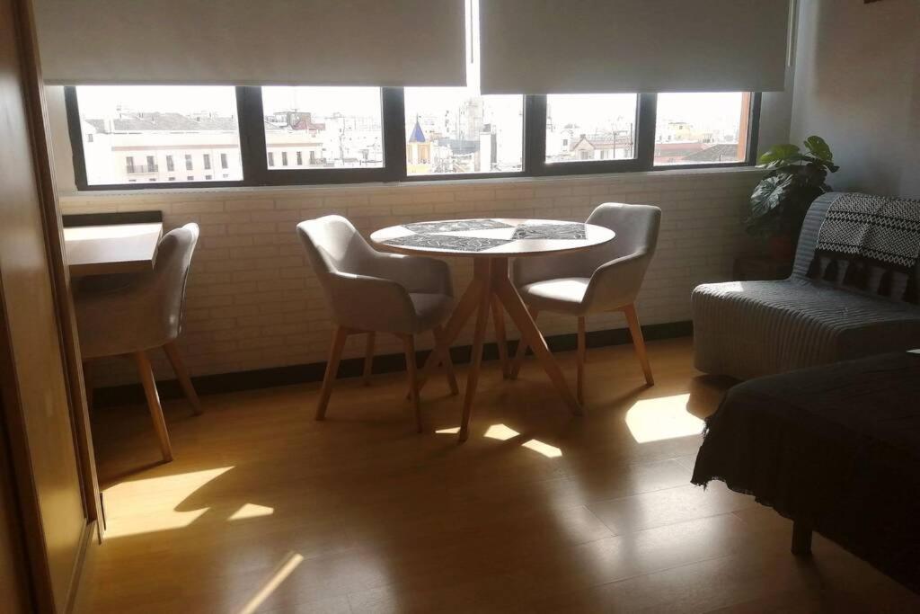 Appartement New Studio In With Views And Very Quiet Málaga